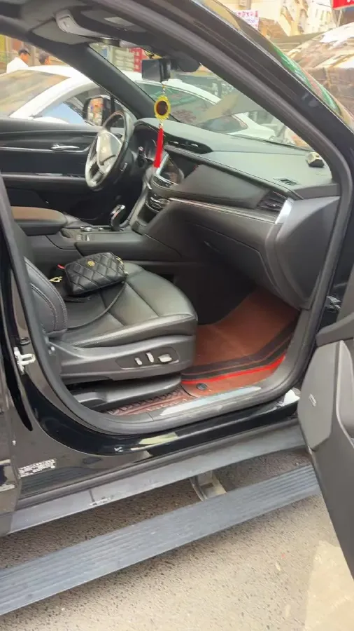 2022 Cadillac XT5 2.0T 237HP L4 9AT,autocango,china used car exporter,china ev exporter,chinese used car exporter,chinese used ev exporter