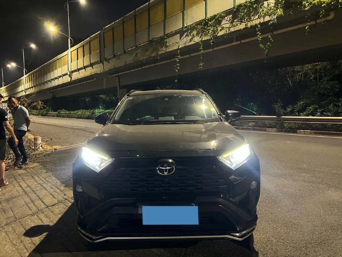 2020 Toyota RAV4 2.0L 171HP L4 CVT,autocango,china used car exporter,china ev exporter,chinese used car exporter,chinese used ev exporter