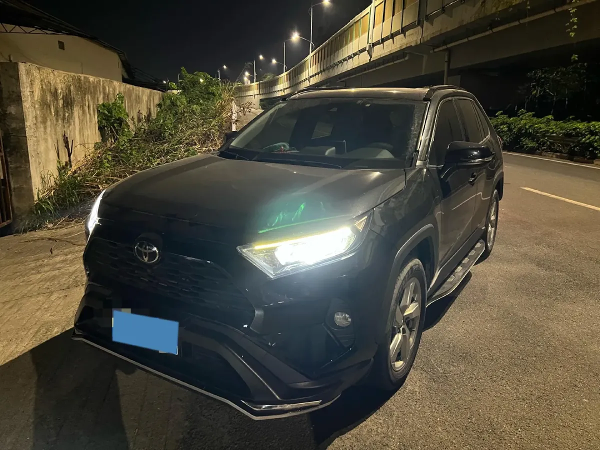 2020 Toyota RAV4 2.0L 171HP L4 CVT,autocango,china used car exporter,china ev exporter,chinese used car exporter,chinese used ev exporter