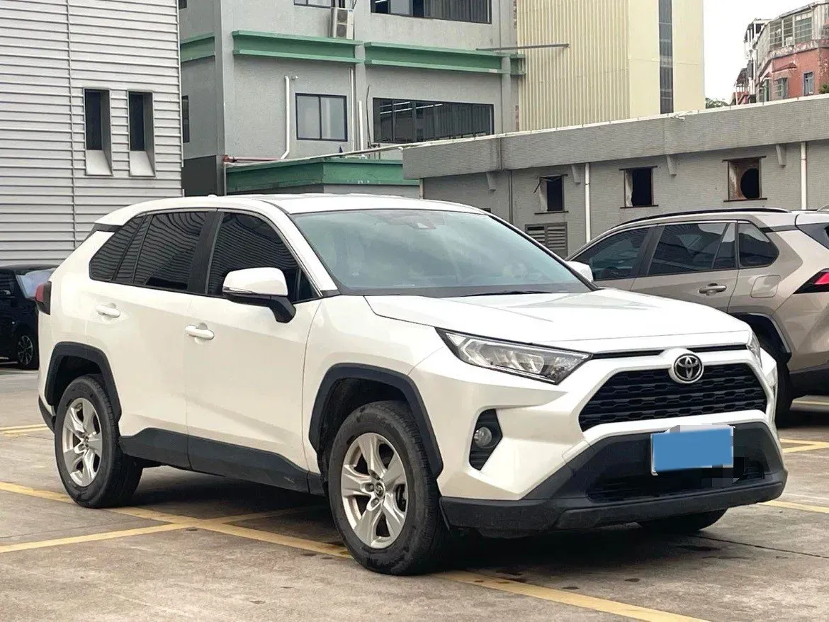 2022 Toyota RAV4 2.0L 171HP L4 CVT,autocango,china used car exporter,china ev exporter,chinese used car exporter,chinese used ev exporter