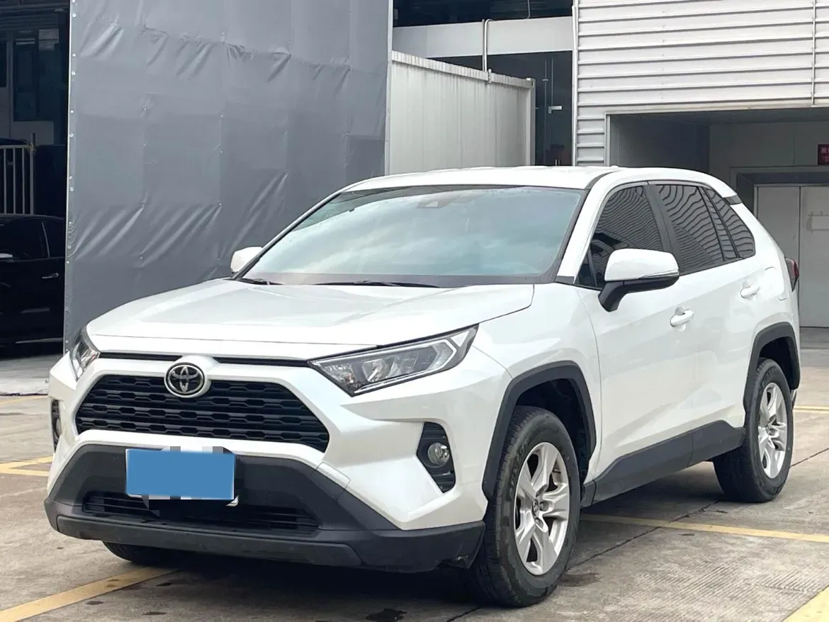 2022 Toyota RAV4 2.0L 171HP L4 CVT,autocango,china used car exporter,china ev exporter,chinese used car exporter,chinese used ev exporter