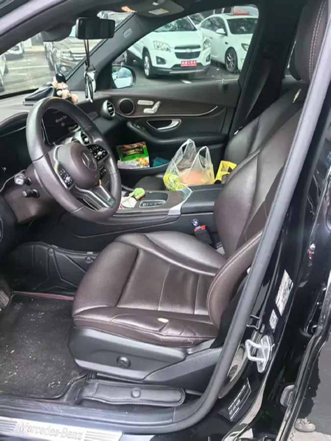 2021 Mercedes-Benz GLC Class 2.0T 258HP L4 9AT,autocango,china used car exporter,china ev exporter,chinese used car exporter,chinese used ev exporter