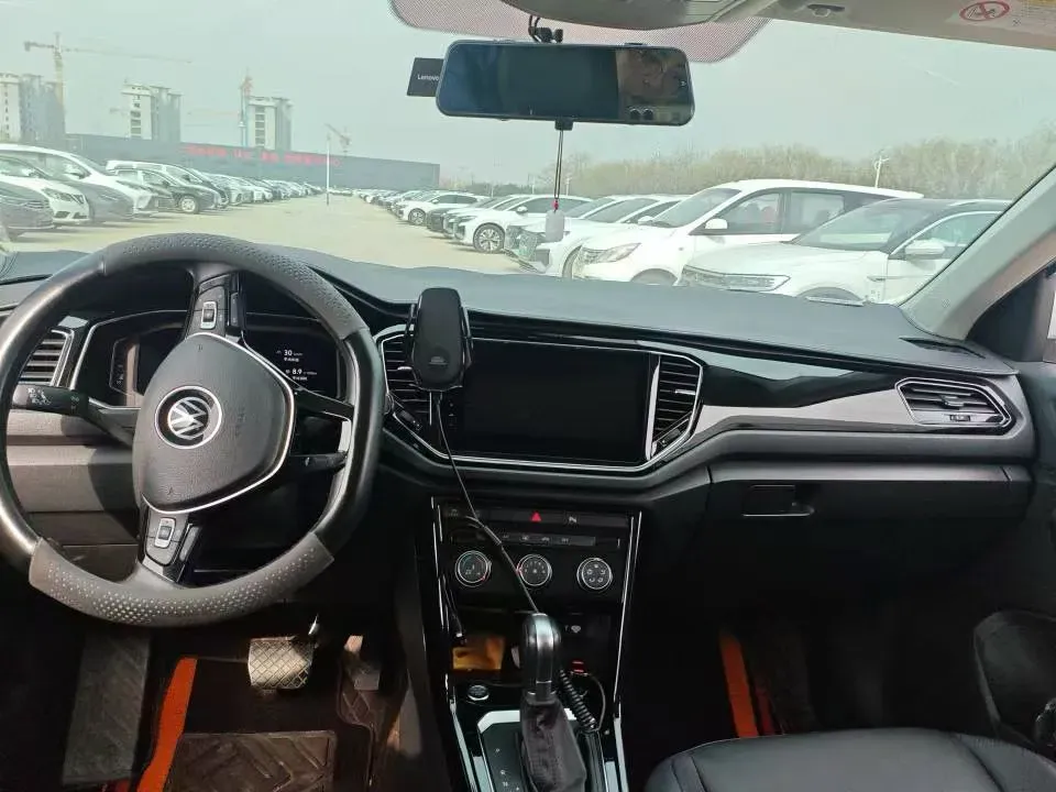 2022 Volkswagen T-Roc 1.4T 150HP L4 7DCT,autocango,china used car exporter,china ev exporter,chinese used car exporter,chinese used ev exporter