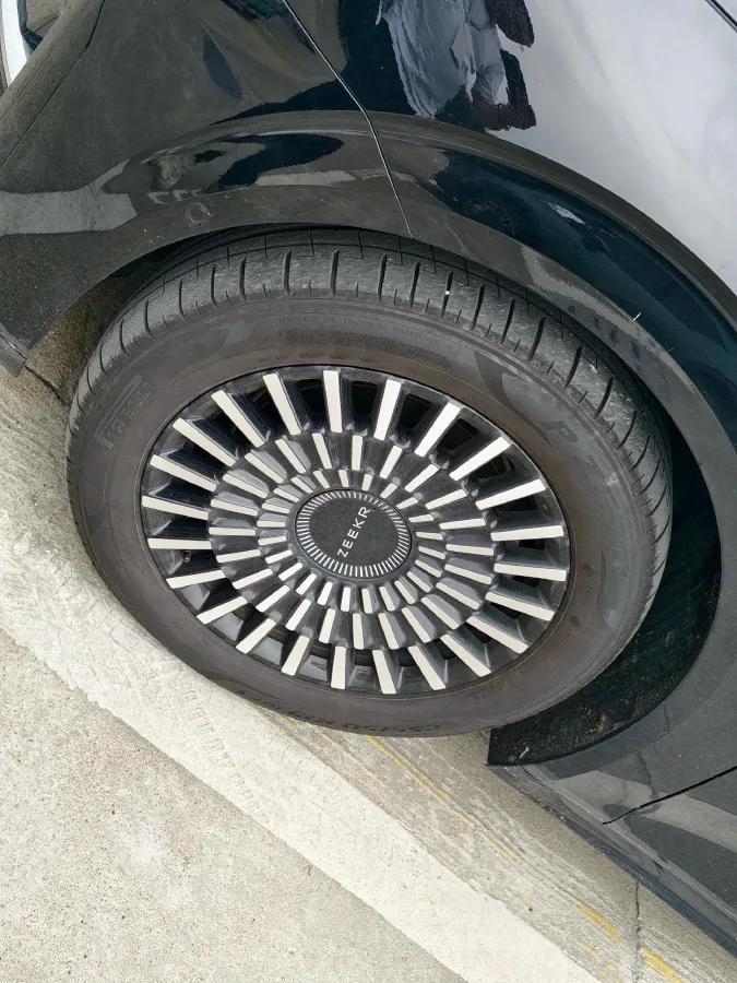 2022 Zeekr 009 BEV 116KWH,autocango,china used car exporter,china ev exporter,chinese used car exporter,chinese used ev exporter