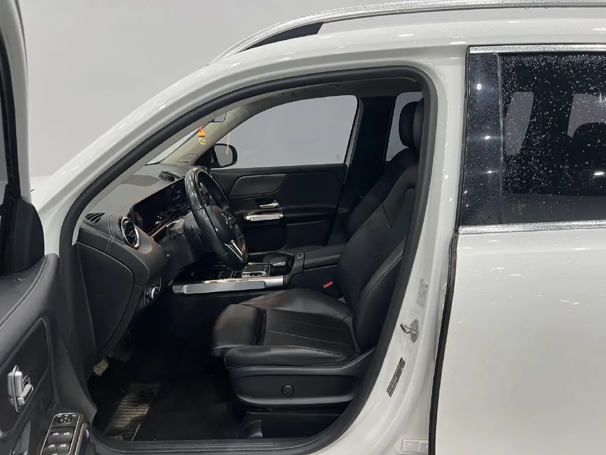 2020 Mercedes-Benz GLB Class 1.3T 163HP L4 7DCT,autocango,china used car exporter,china ev exporter,chinese used car exporter,chinese used ev exporter