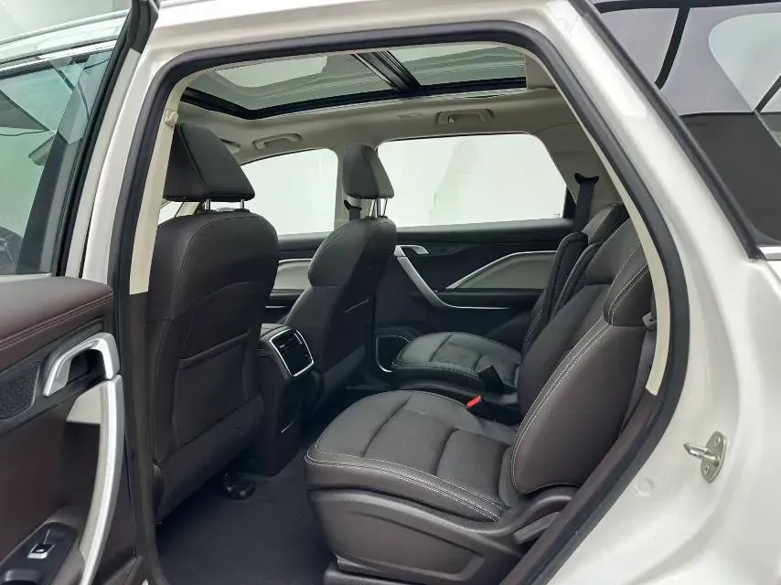 2021 Geely JiaJi 1.8T 184HP L4 7DCT,autocango,china used car exporter,china ev exporter,chinese used car exporter,chinese used ev exporter