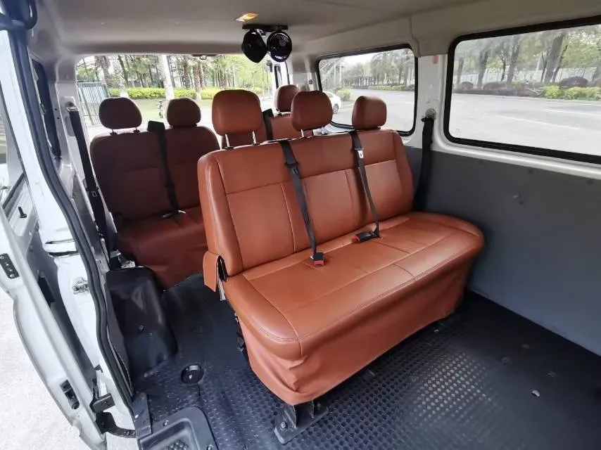 2019 MAXUS XinTu V80 2.5T 136HP L4 6MT,autocango,china used car exporter,china ev exporter,chinese used car exporter,chinese used ev exporter