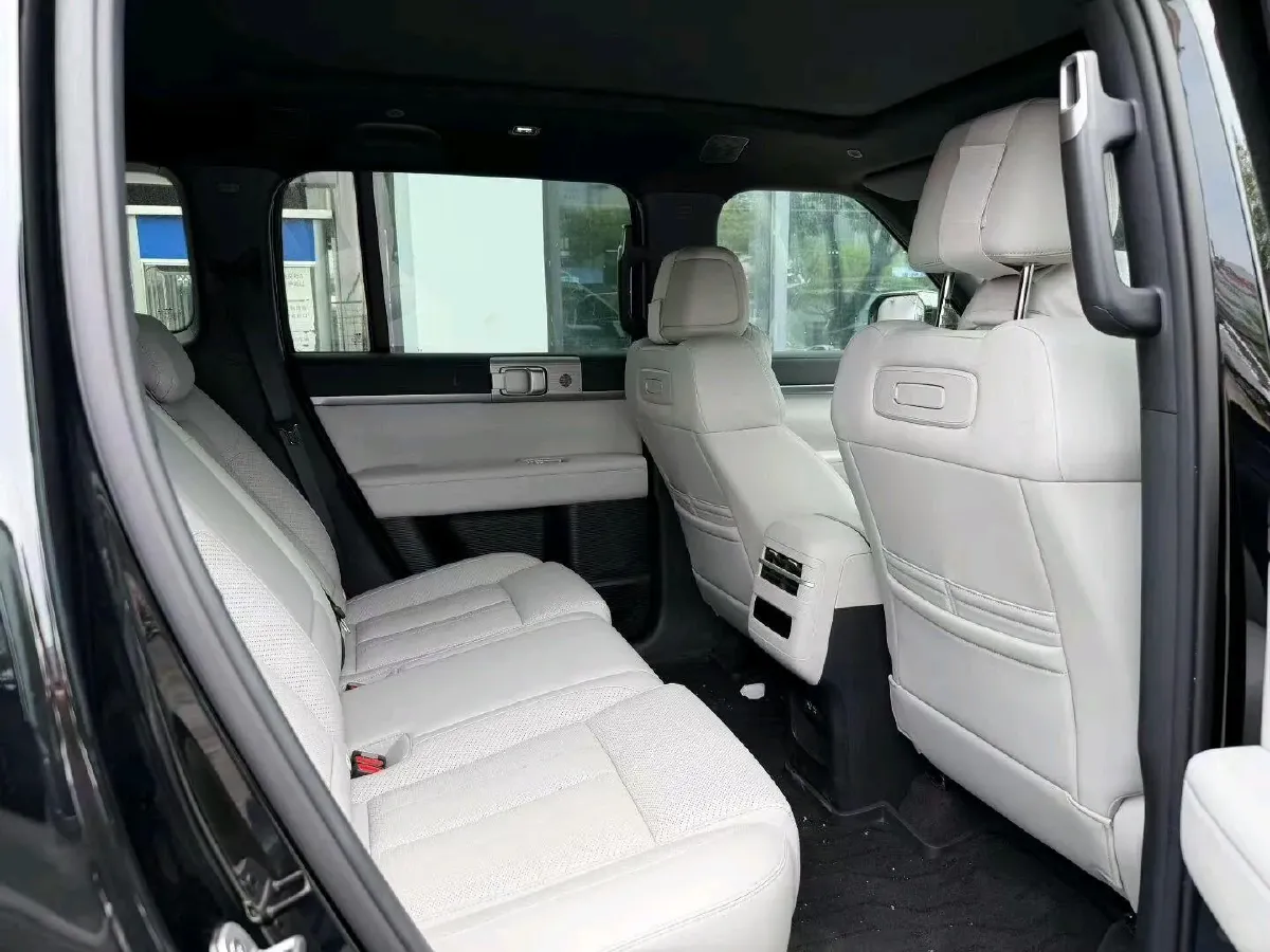 2025 FangChengBao Tai 7 1.5T 156HP L4 E-CVT PHEV,autocango,china used car exporter,china ev exporter,chinese used car exporter,chinese used ev exporter