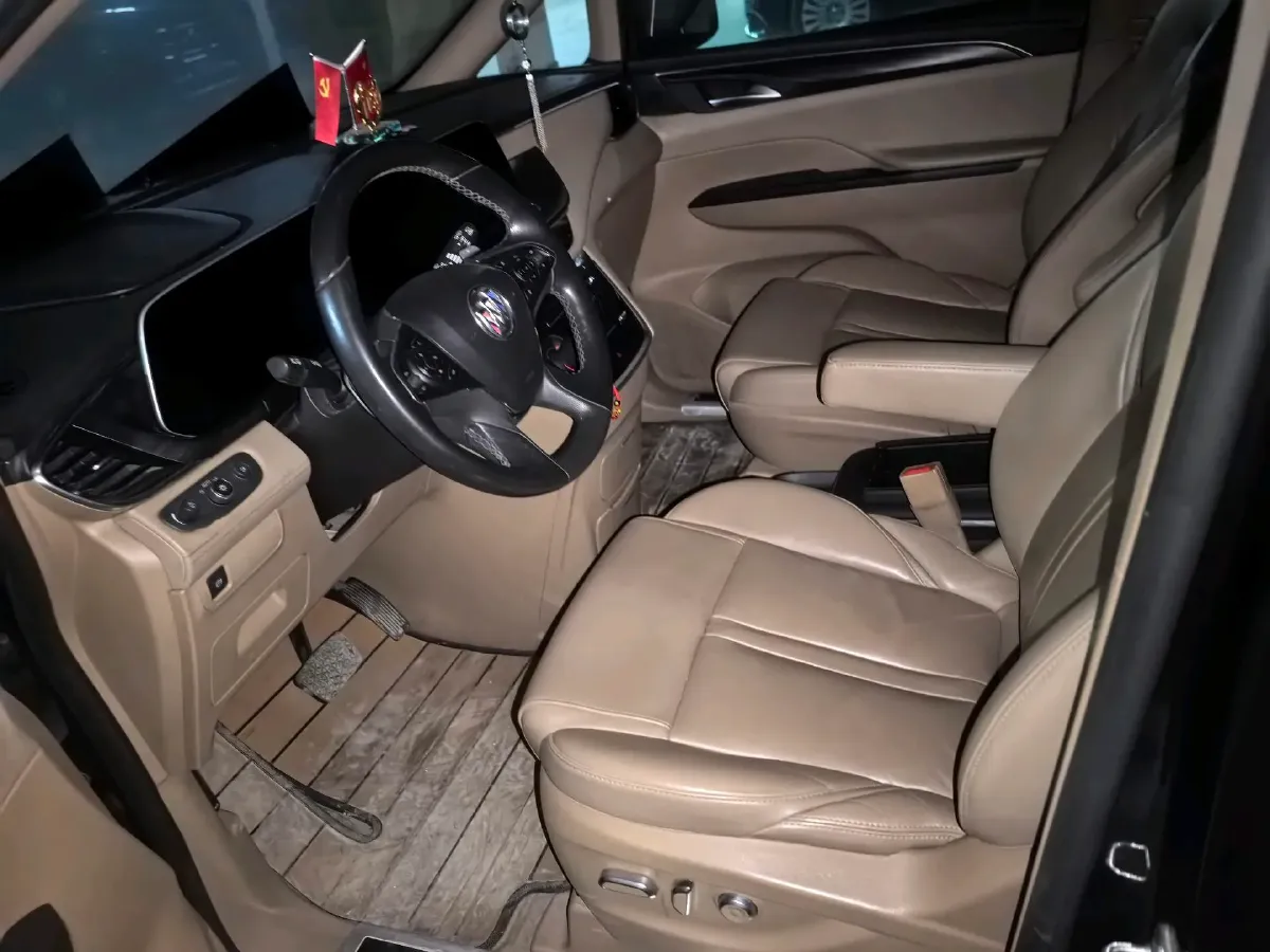 2021 Buick GL8 2.0T 237HP L4 9AT,autocango,china used car exporter,china ev exporter,chinese used car exporter,chinese used ev exporter