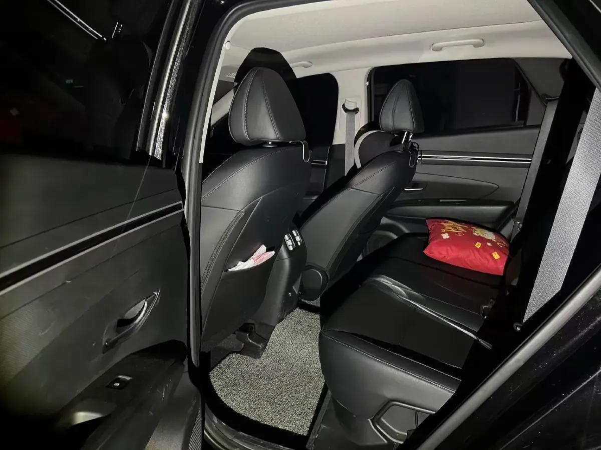 2021 Hyundai Tucson 1.5T 200HP L4 7DCT,autocango,china used car exporter,china ev exporter,chinese used car exporter,chinese used ev exporter