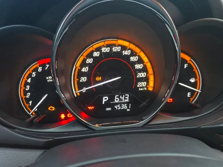 2022 Toyota Yaris L 1.5L 112HP L4 CVT,autocango,china used car exporter,china ev exporter,chinese used car exporter,chinese used ev exporter