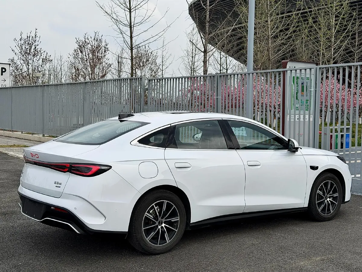 2025 BYD Seal 06 1.5L 101HP L4 E-CVT PHEV 15.87KWH,autocango,china used car exporter,china ev exporter,chinese used car exporter,chinese used ev exporter