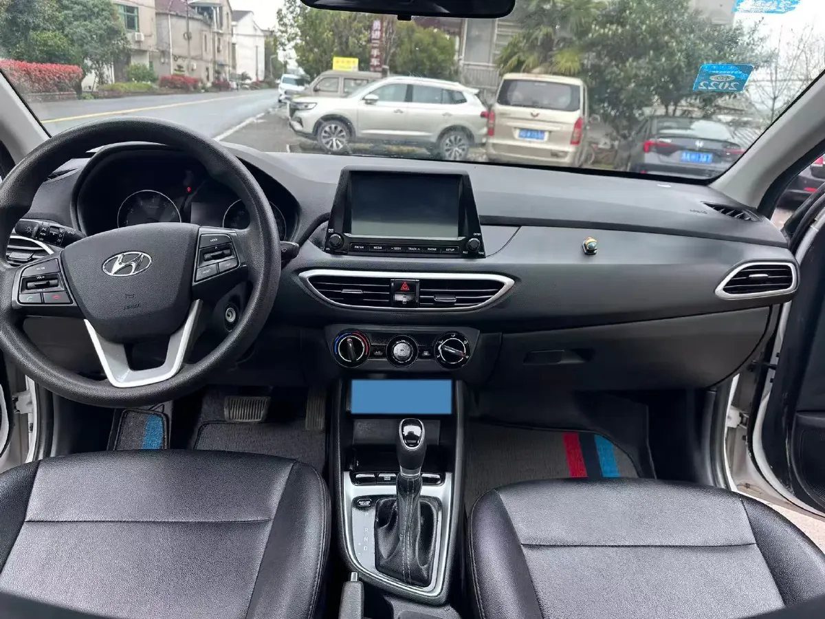 2017 Hyundai Celesta 1.6L 123HP L4 6AT,autocango,china used car exporter,china ev exporter,chinese used car exporter,chinese used ev exporter