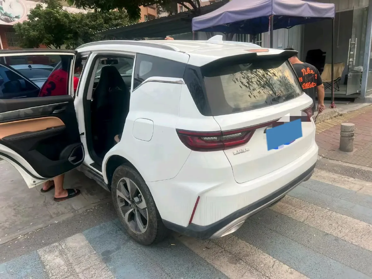 2024 Geely OkavangoPRO 1.5T 181HP L4 7DCT,autocango,china used car exporter,china ev exporter,chinese used car exporter,chinese used ev exporter