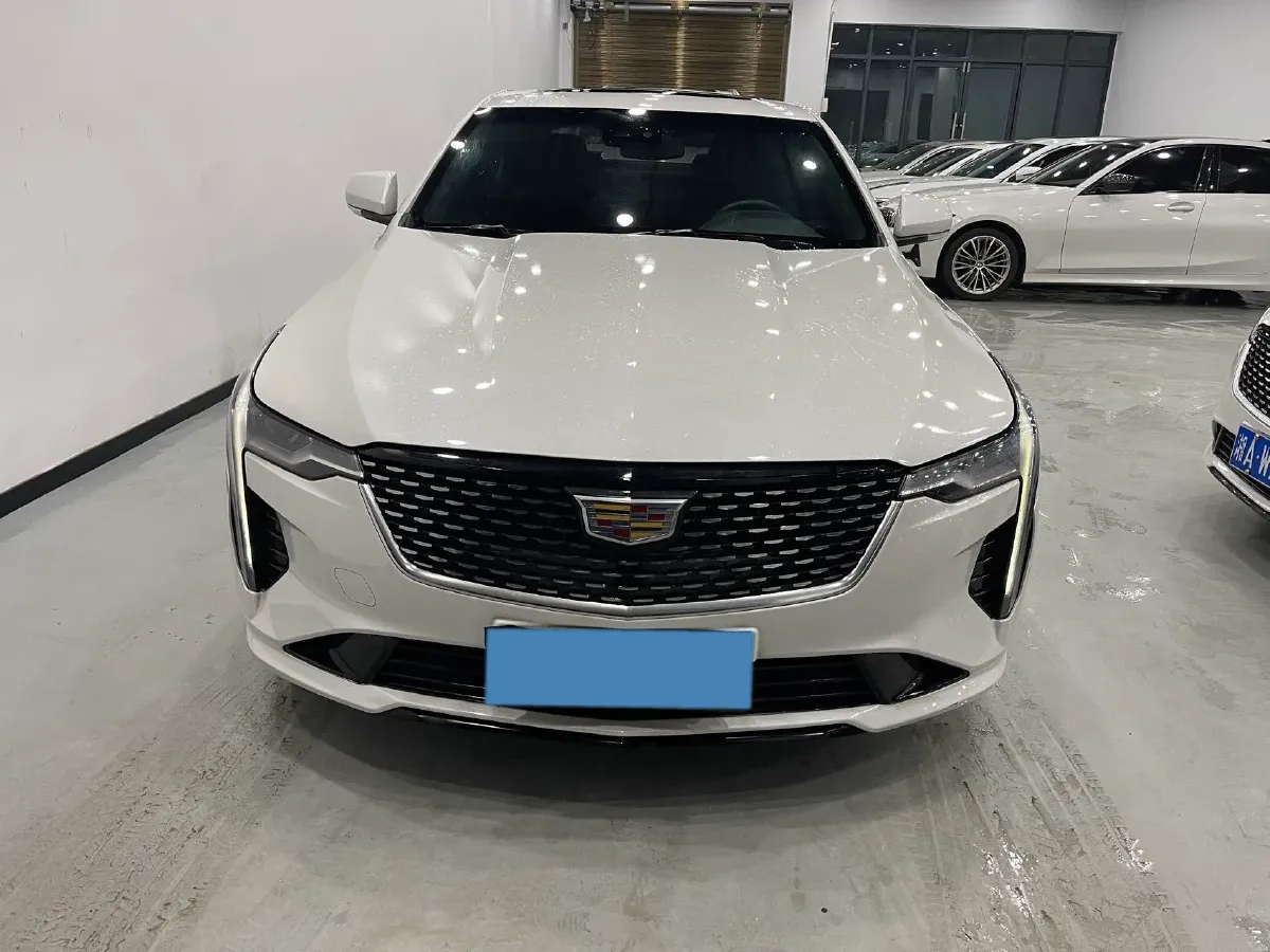 2023 Cadillac CT4 1.5T 211HP L4 8AT,autocango,china used car exporter,china ev exporter,chinese used car exporter,chinese used ev exporter