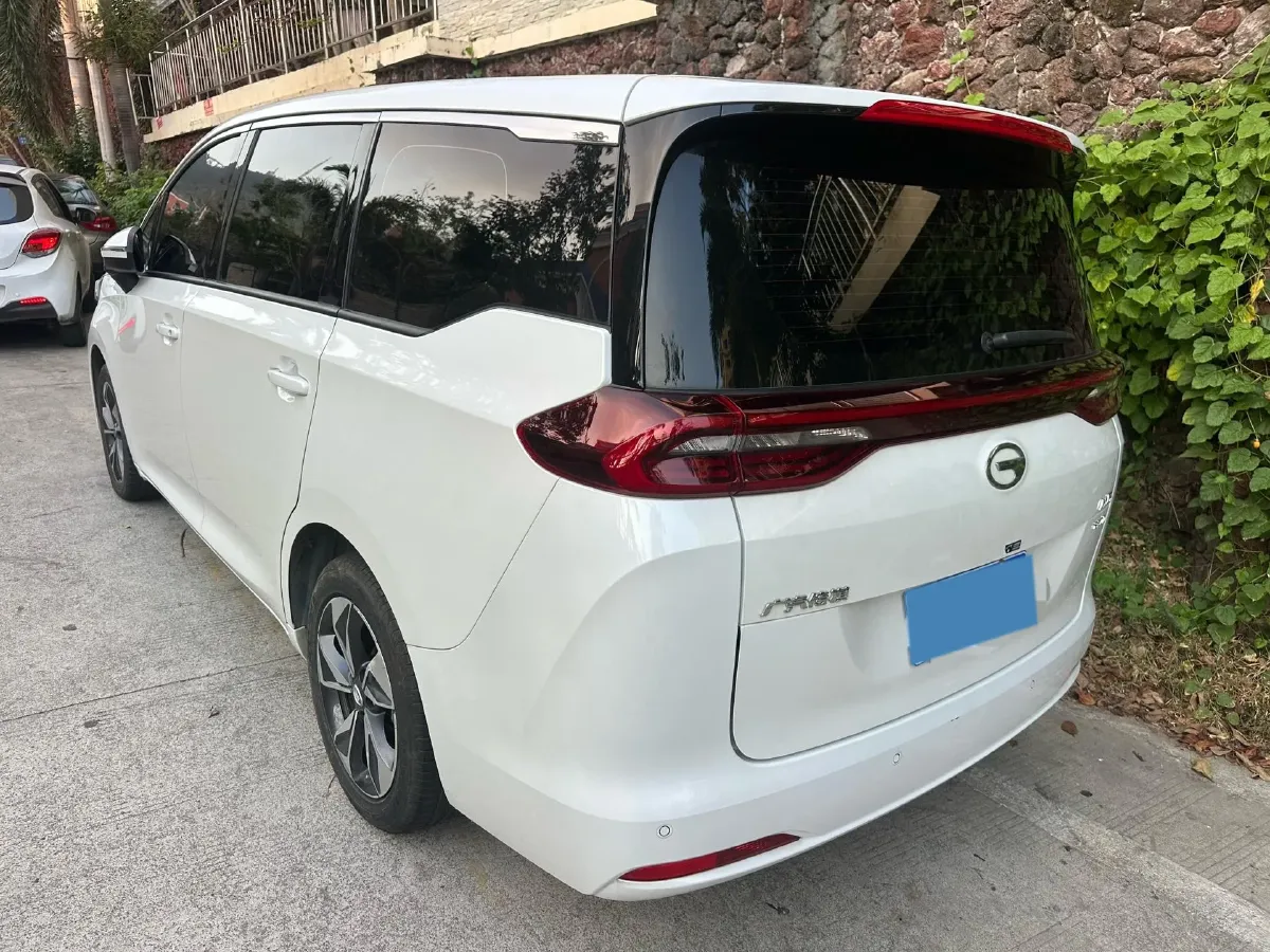 2021 GAC Trumpchi M6 1.5T 169HP L4 7DCT,autocango,china used car exporter,china ev exporter,chinese used car exporter,chinese used ev exporter