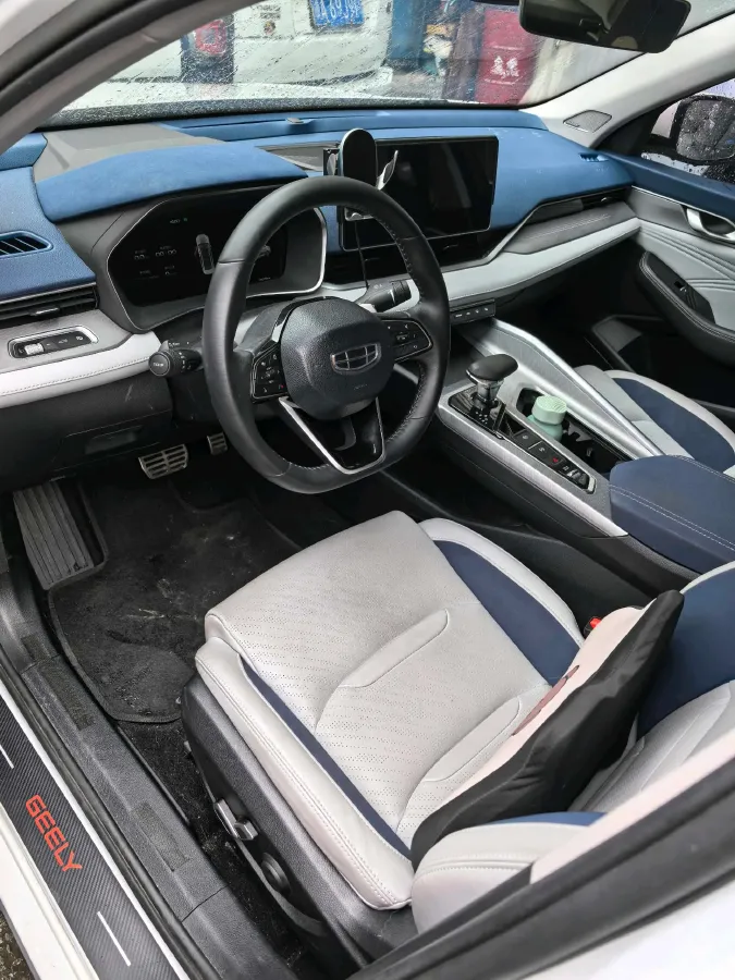 2021 Geely Preface 2.0T 190HP L4 7DCT,autocango,china used car exporter,china ev exporter,chinese used car exporter,chinese used ev exporter