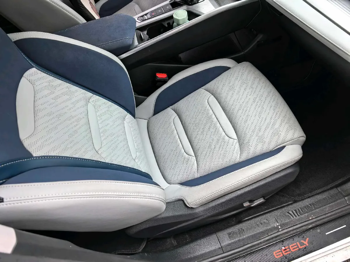 2021 Geely Preface 2.0T 190HP L4 7DCT,autocango,china used car exporter,china ev exporter,chinese used car exporter,chinese used ev exporter