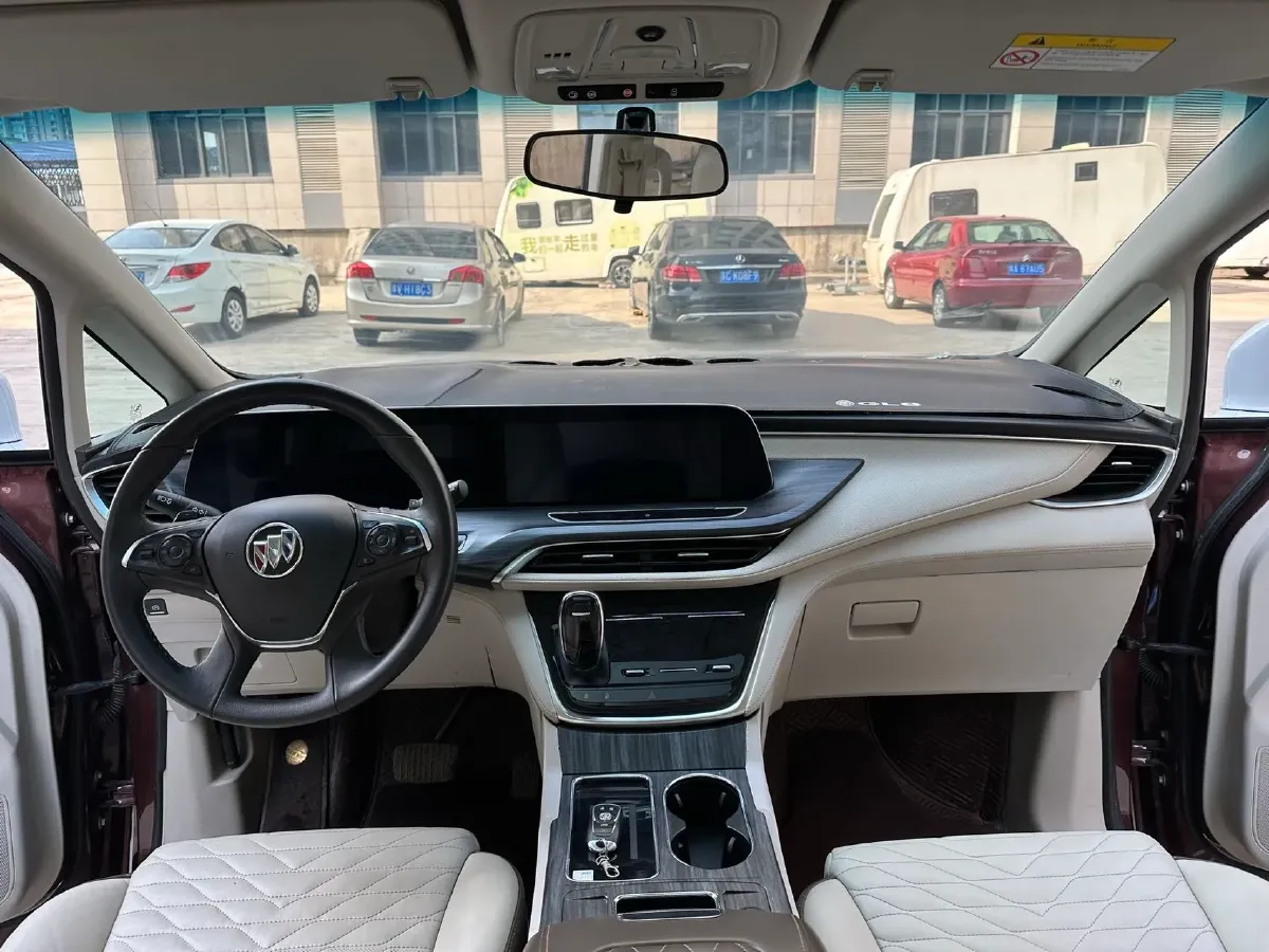 2022 Buick GL8 2.0T 237HP L4 9AT,autocango,china used car exporter,china ev exporter,chinese used car exporter,chinese used ev exporter