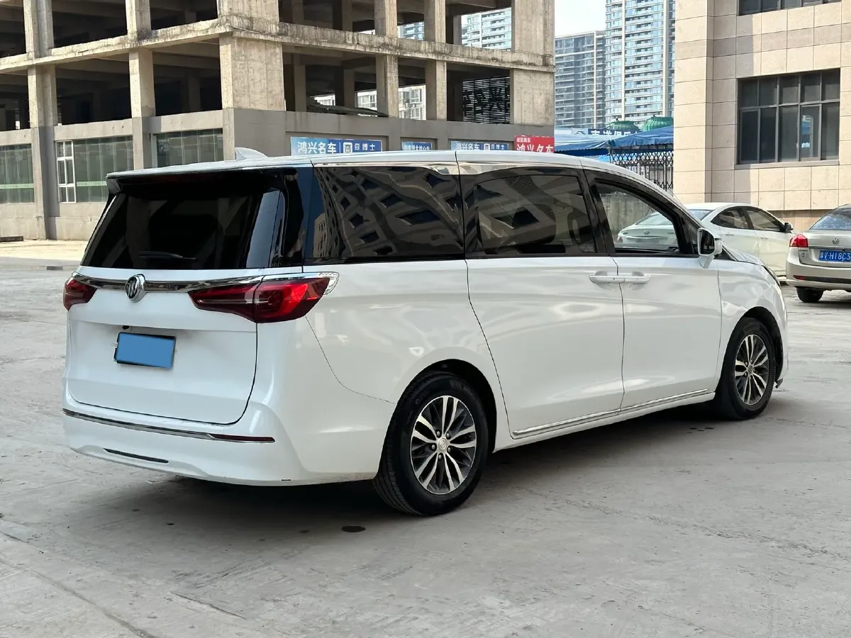 2022 Buick GL8 2.0T 237HP L4 9AT,autocango,china used car exporter,china ev exporter,chinese used car exporter,chinese used ev exporter