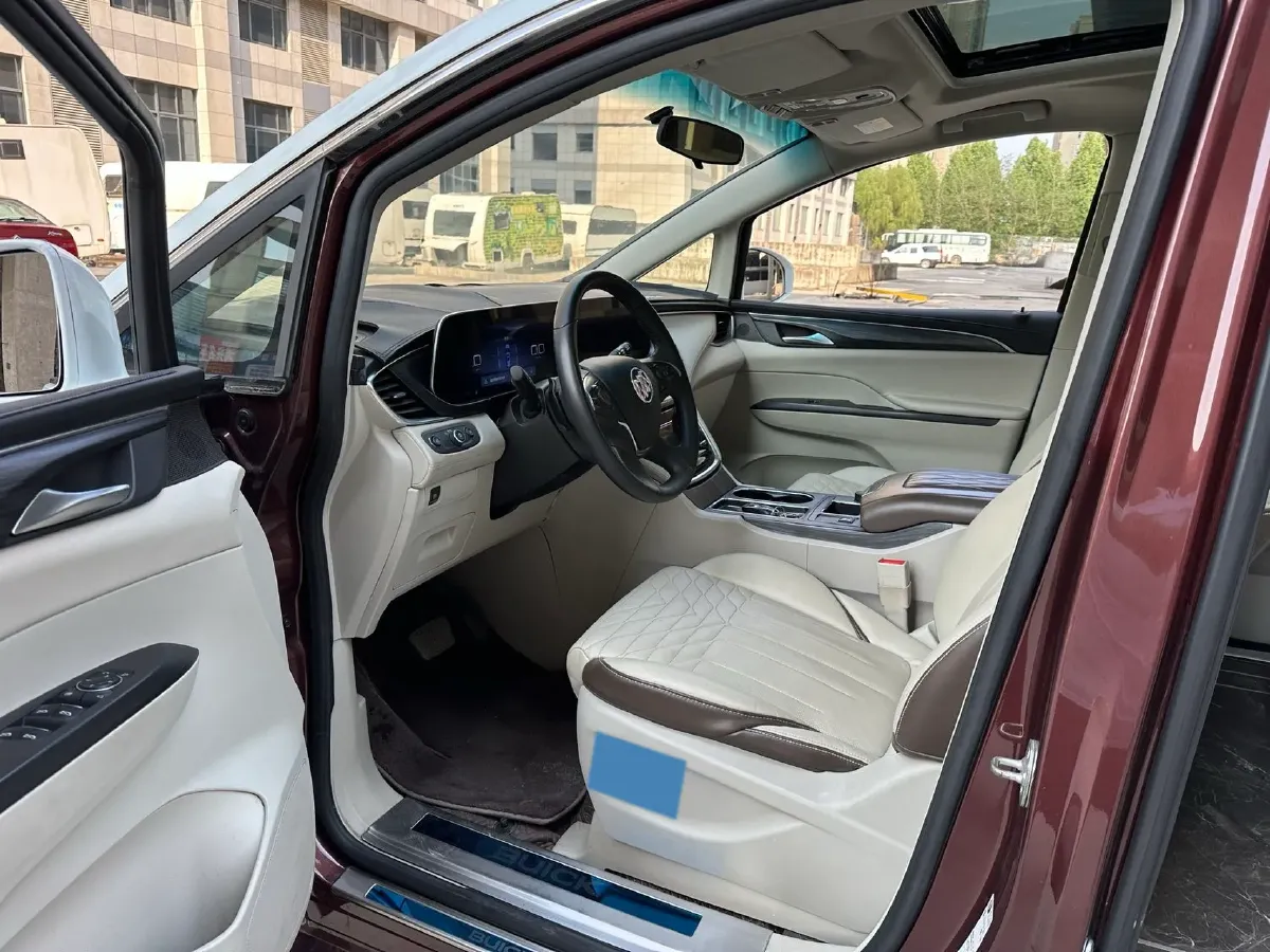 2022 Buick GL8 2.0T 237HP L4 9AT,autocango,china used car exporter,china ev exporter,chinese used car exporter,chinese used ev exporter