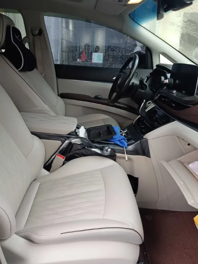 2021 Buick GL8 2.0T 237HP L4 9AT,autocango,china used car exporter,china ev exporter,chinese used car exporter,chinese used ev exporter