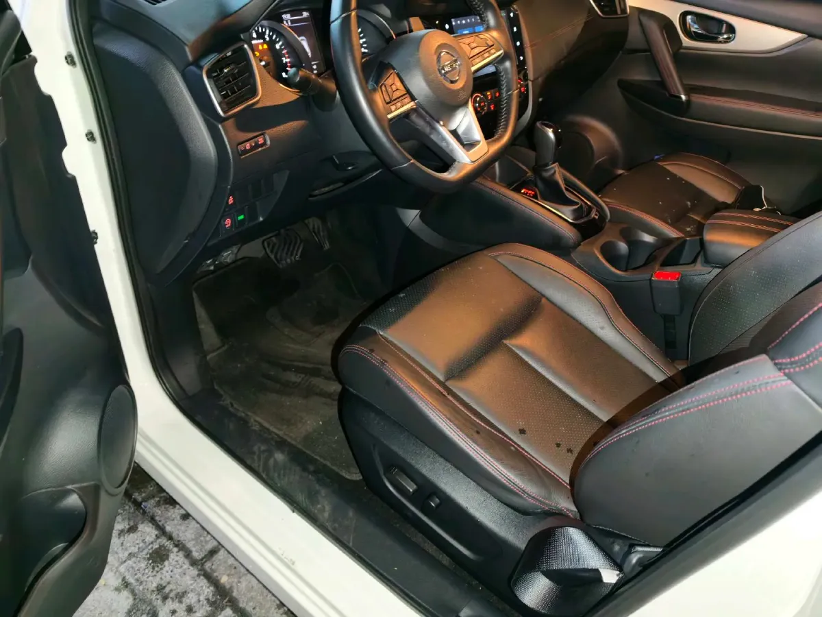 2021 Nissan Qashqai 2.0L 151HP L4 CVT,autocango,china used car exporter,china ev exporter,chinese used car exporter,chinese used ev exporter