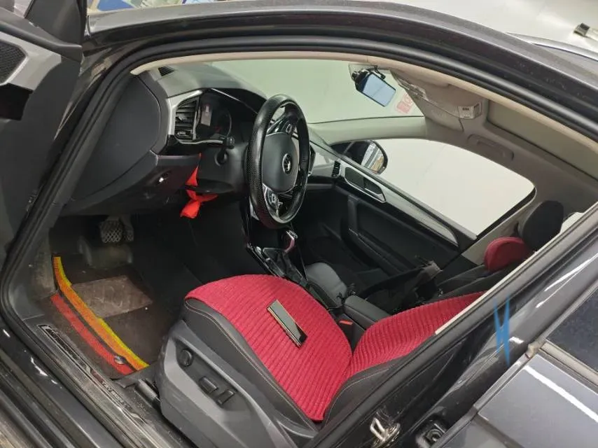 2021 Volkswagen Tayron 1.4T 150HP L4 7DCT,autocango,china used car exporter,china ev exporter,chinese used car exporter,chinese used ev exporter