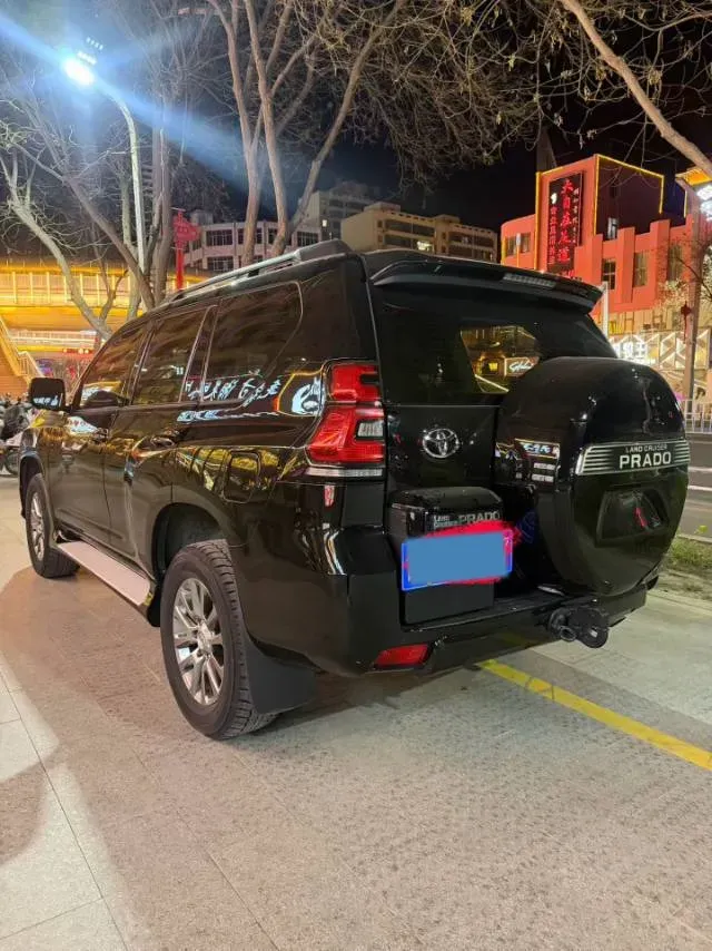 2019 Land Rover Range Rover Velar 2.0T 300HP L4 8AT,autocango,china used car exporter,china ev exporter,chinese used car exporter,chinese used ev exporter