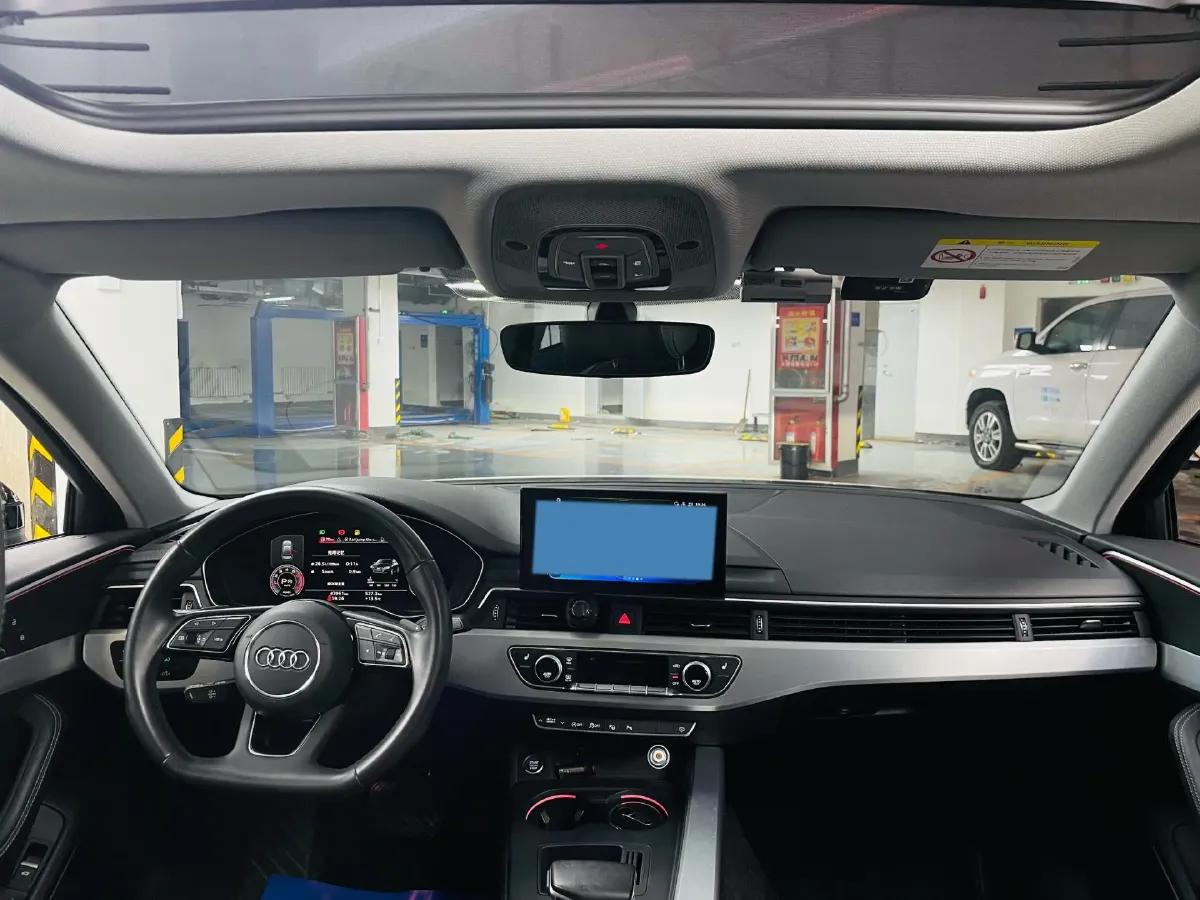 2022 Audi A4L 2.0T 190HP L4 7DCT,autocango,china used car exporter,china ev exporter,chinese used car exporter,chinese used ev exporter