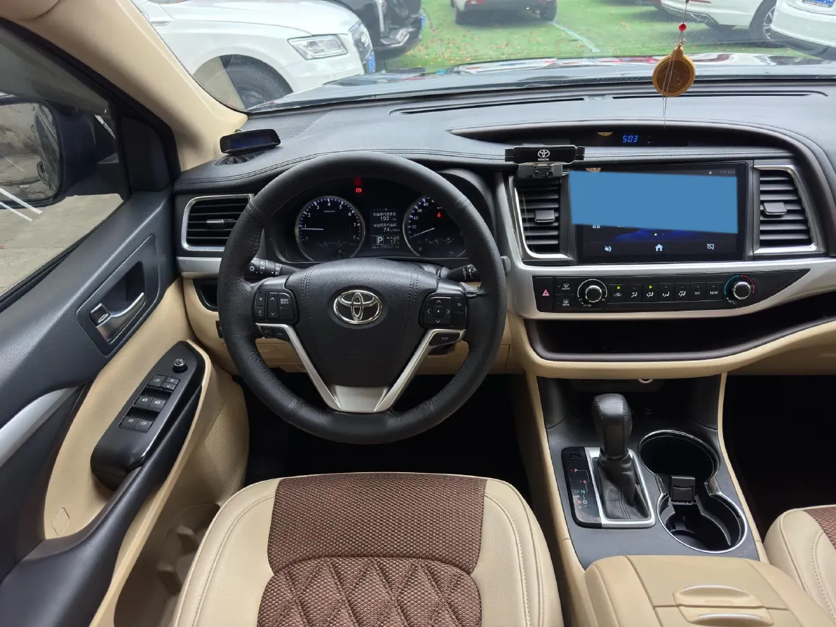 2018 Toyota Highlander 2.0T 220HP L4 6AT,autocango,china used car exporter,china ev exporter,chinese used car exporter,chinese used ev exporter