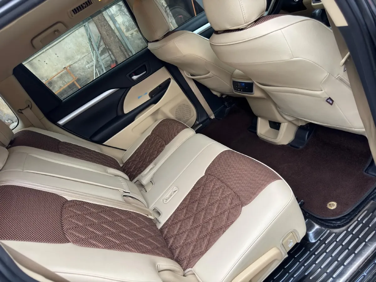 2018 Toyota Highlander 2.0T 220HP L4 6AT,autocango,china used car exporter,china ev exporter,chinese used car exporter,chinese used ev exporter