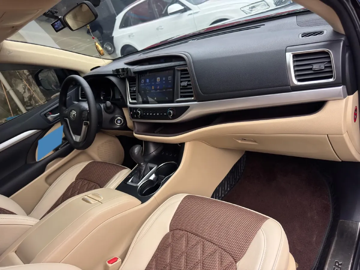 2018 Toyota Highlander 2.0T 220HP L4 6AT,autocango,china used car exporter,china ev exporter,chinese used car exporter,chinese used ev exporter