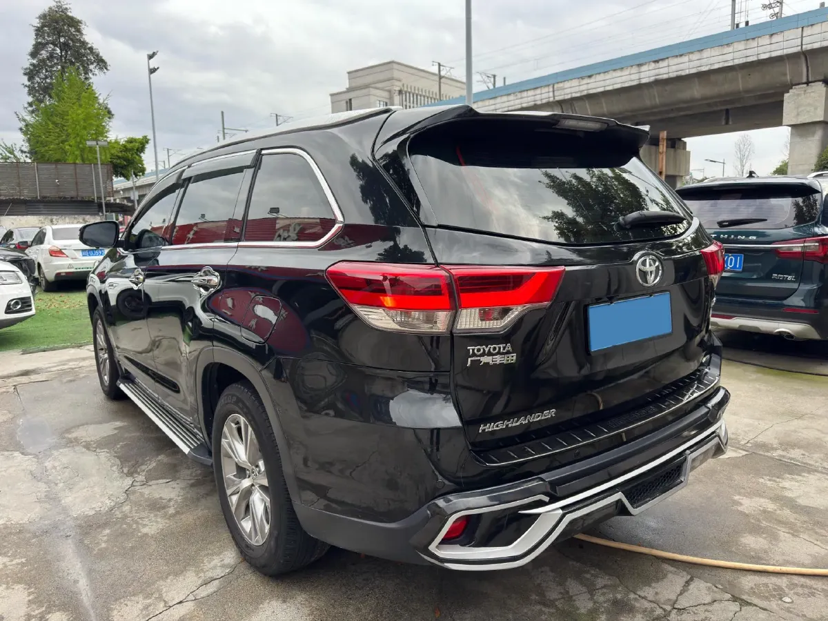 2018 Toyota Highlander 2.0T 220HP L4 6AT,autocango,china used car exporter,china ev exporter,chinese used car exporter,chinese used ev exporter
