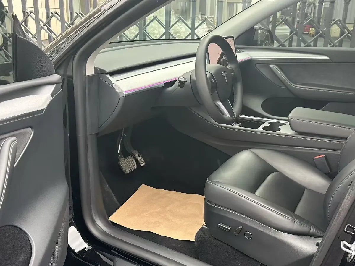 2021 Tesla Model Y BEV 60KWH,autocango,china used car exporter,china ev exporter,chinese used car exporter,chinese used ev exporter