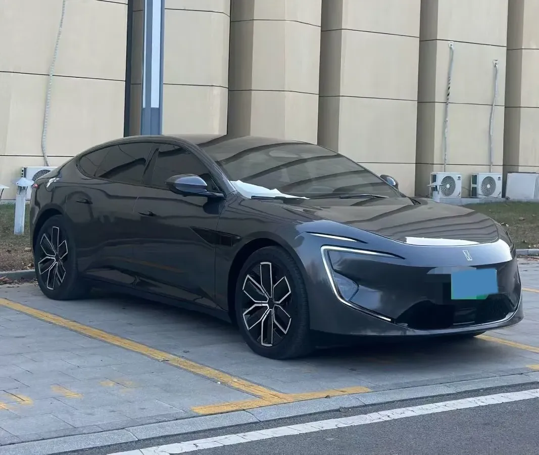 2025 Avatr 12 1.5T 156HP L4 REEV 39.05KWH,autocango,china used car exporter,china ev exporter,chinese used car exporter,chinese used ev exporter