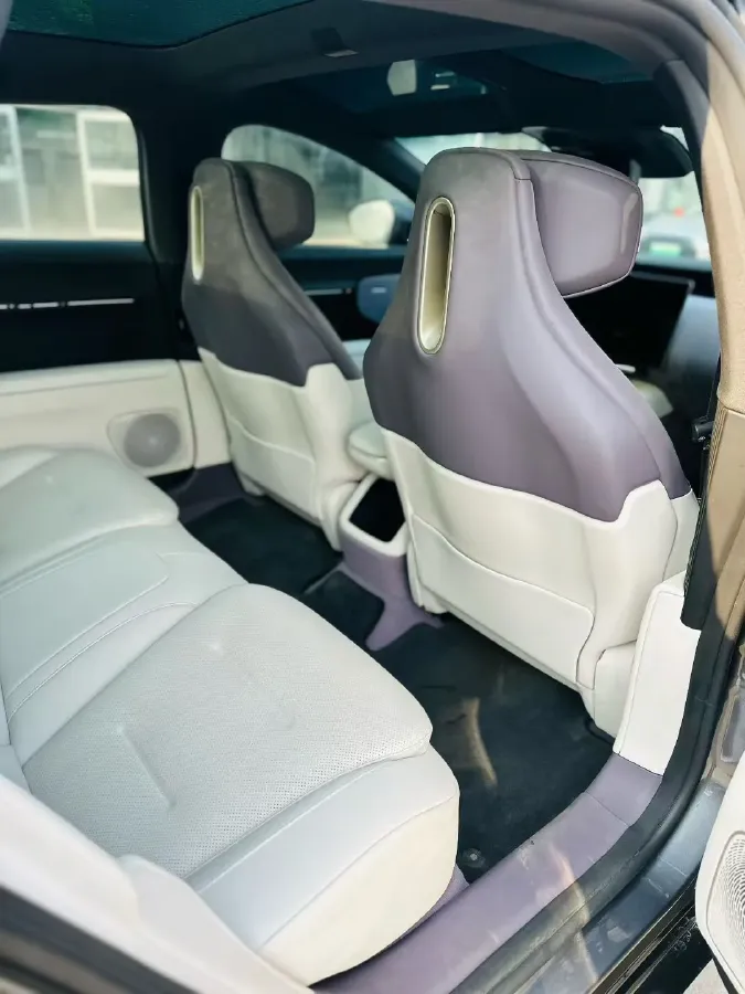 2025 Avatr 12 1.5T 156HP L4 REEV 39.05KWH,autocango,china used car exporter,china ev exporter,chinese used car exporter,chinese used ev exporter