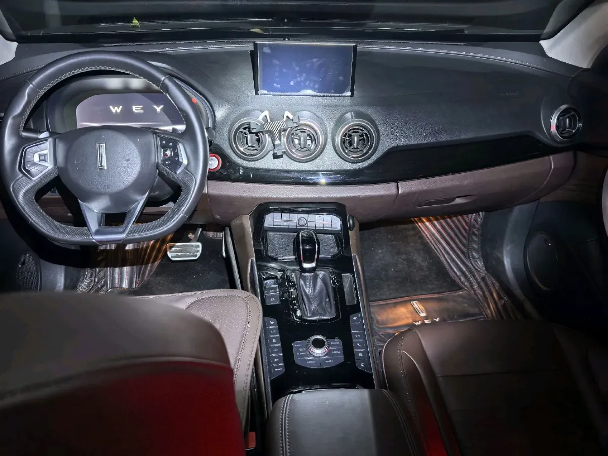 2017 WEY VV7 2.0T 234HP L4 7DCT,autocango,china used car exporter,china ev exporter,chinese used car exporter,chinese used ev exporter