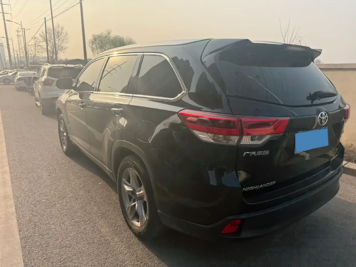 2019 HanTeng V7 1.5T 156HP L4 6AT,autocango,china used car exporter,china ev exporter,chinese used car exporter,chinese used ev exporter