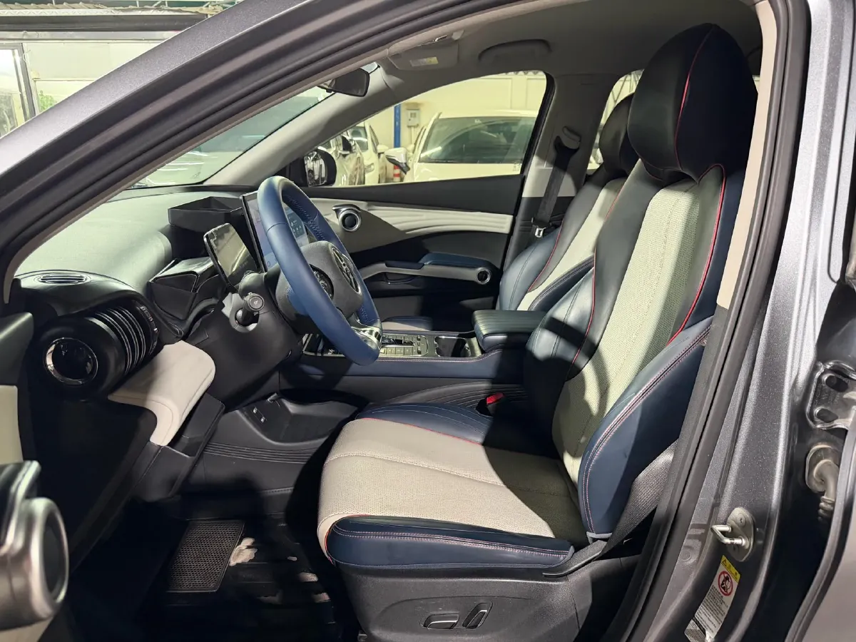 2022 Hycan Z03 BEV 64.23KWH,autocango,china used car exporter,china ev exporter,chinese used car exporter,chinese used ev exporter