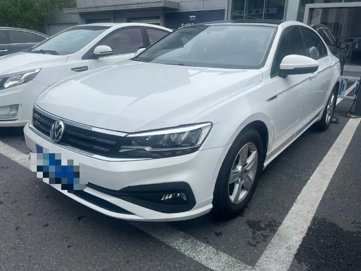 2019 Volkswagen T-Cross 1.4T 150HP L4 7DCT,autocango,china used car exporter,china ev exporter,chinese used car exporter,chinese used ev exporter