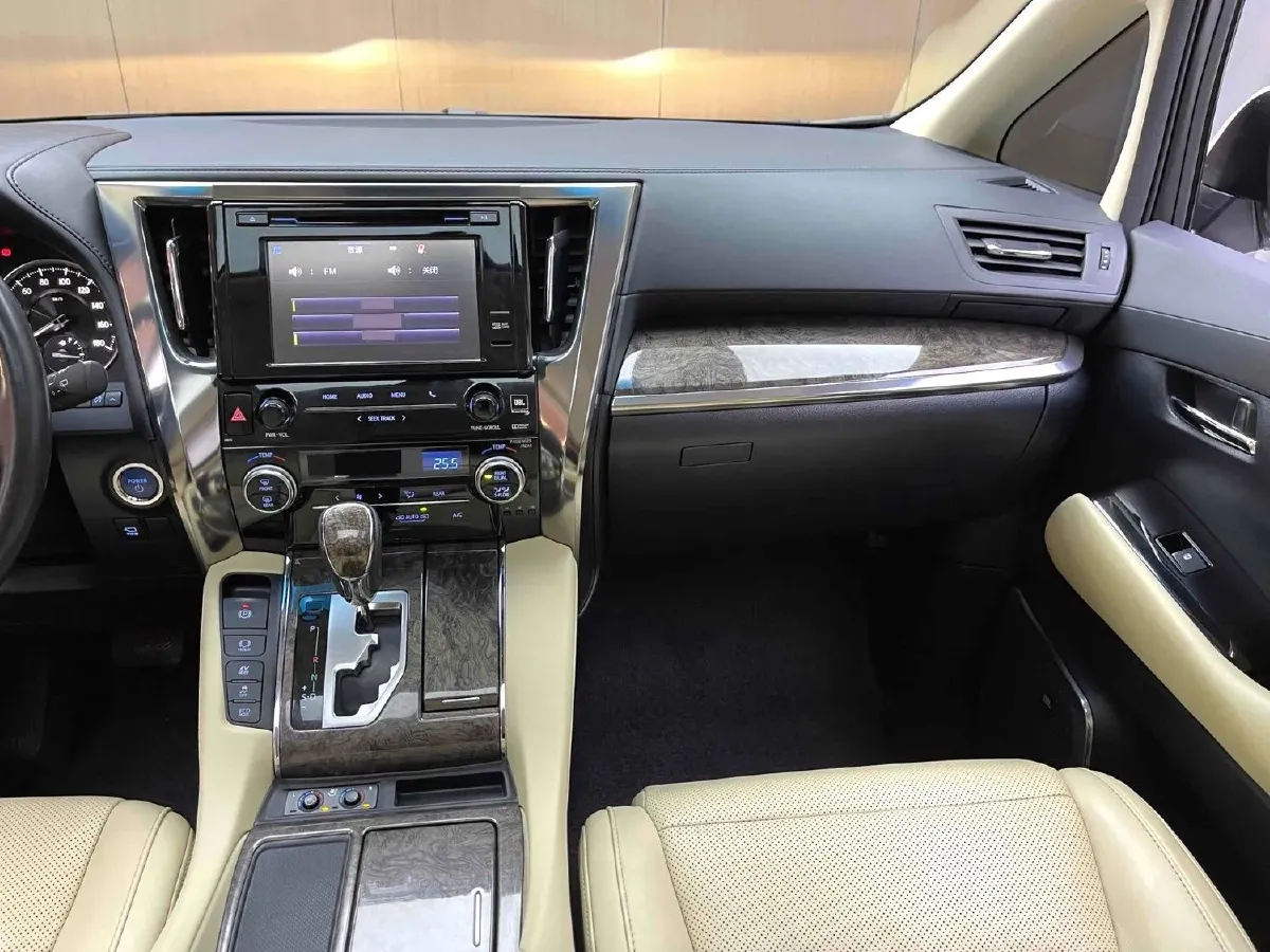 2019 Toyota Vellfire 2.5L 117HP L4 E-CVT Hybrid,autocango,china used car exporter,china ev exporter,chinese used car exporter,chinese used ev exporter