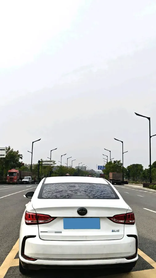 2018 BeiJing Auto EU5 BEV 53.66KWH,autocango,china used car exporter,china ev exporter,chinese used car exporter,chinese used ev exporter