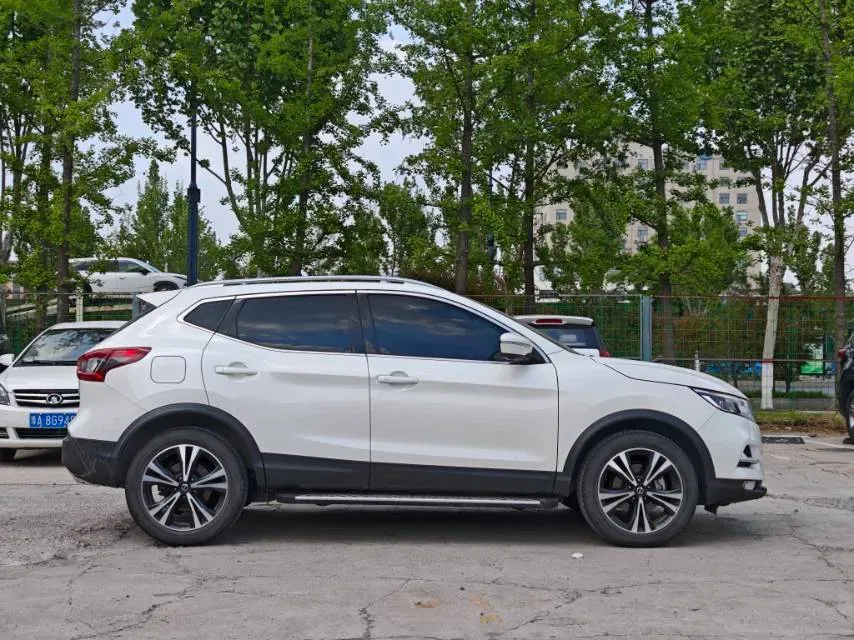 2022 Nissan Qashqai 2.0L 151HP L4 CVT,autocango,china used car exporter,china ev exporter,chinese used car exporter,chinese used ev exporter