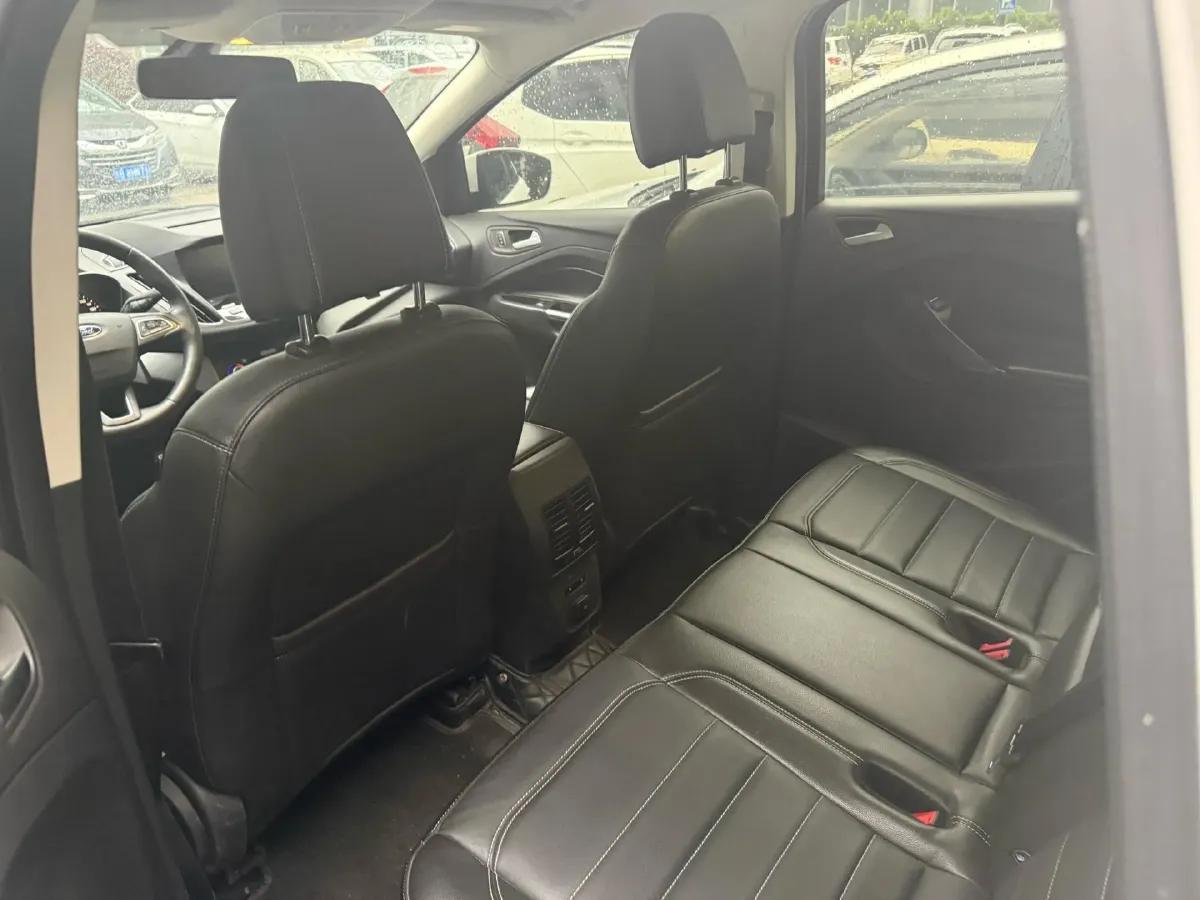 2018 Nissan Terra 2.5L 184HP L4 7AT,autocango,china used car exporter,china ev exporter,chinese used car exporter,chinese used ev exporter