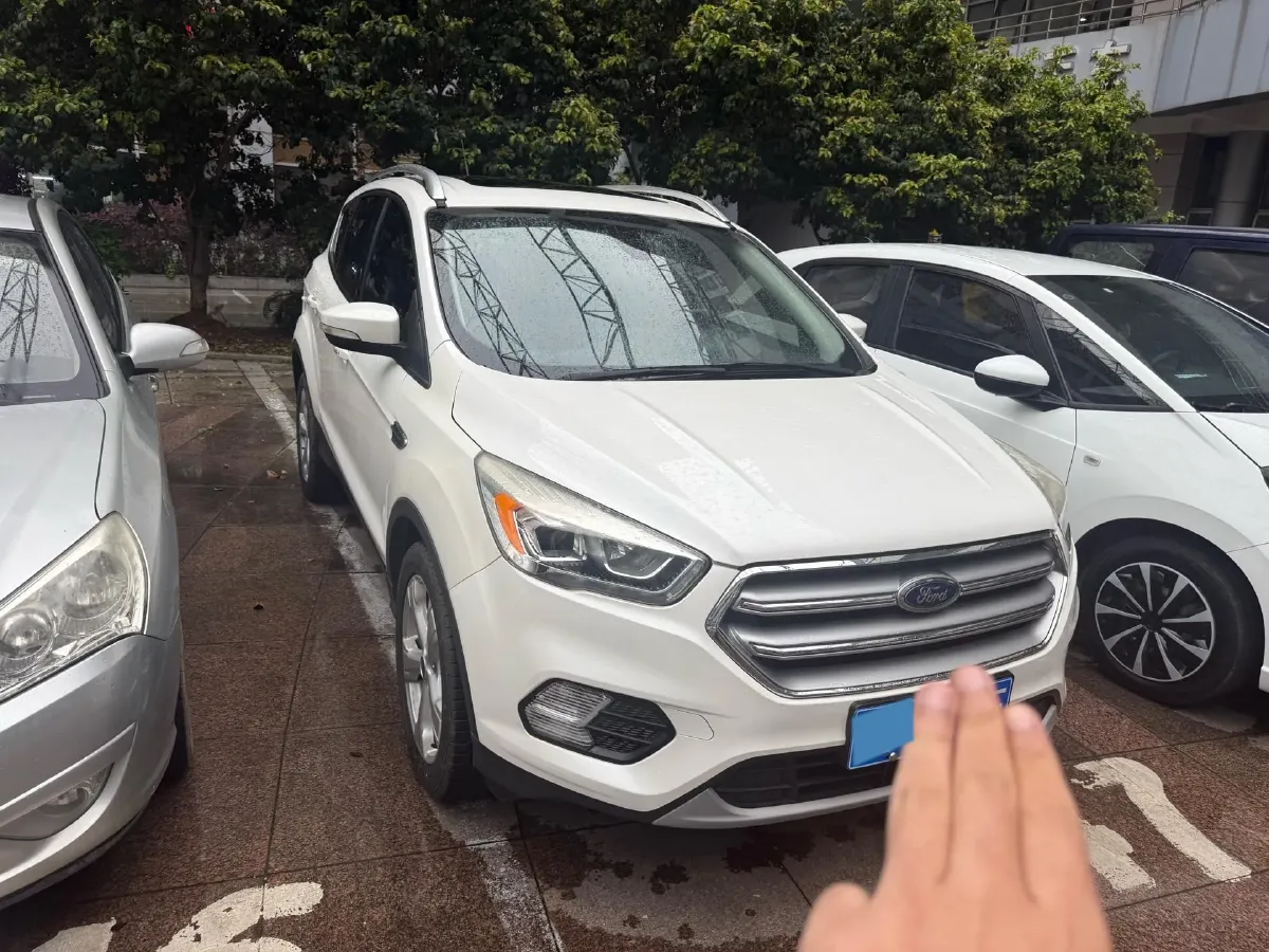 2018 Nissan Terra 2.5L 184HP L4 7AT,autocango,china used car exporter,china ev exporter,chinese used car exporter,chinese used ev exporter