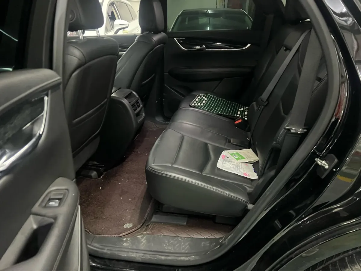 2020 Cadillac XT5 2.0T 237HP L4 9AT,autocango,china used car exporter,china ev exporter,chinese used car exporter,chinese used ev exporter