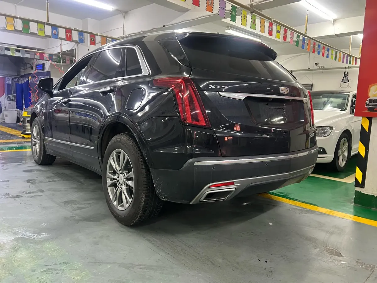 2020 Cadillac XT5 2.0T 237HP L4 9AT,autocango,china used car exporter,china ev exporter,chinese used car exporter,chinese used ev exporter