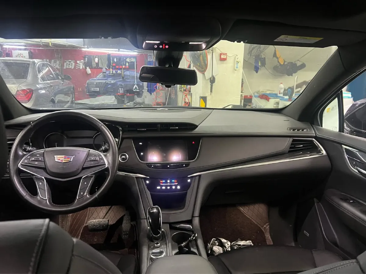 2020 Cadillac XT5 2.0T 237HP L4 9AT,autocango,china used car exporter,china ev exporter,chinese used car exporter,chinese used ev exporter