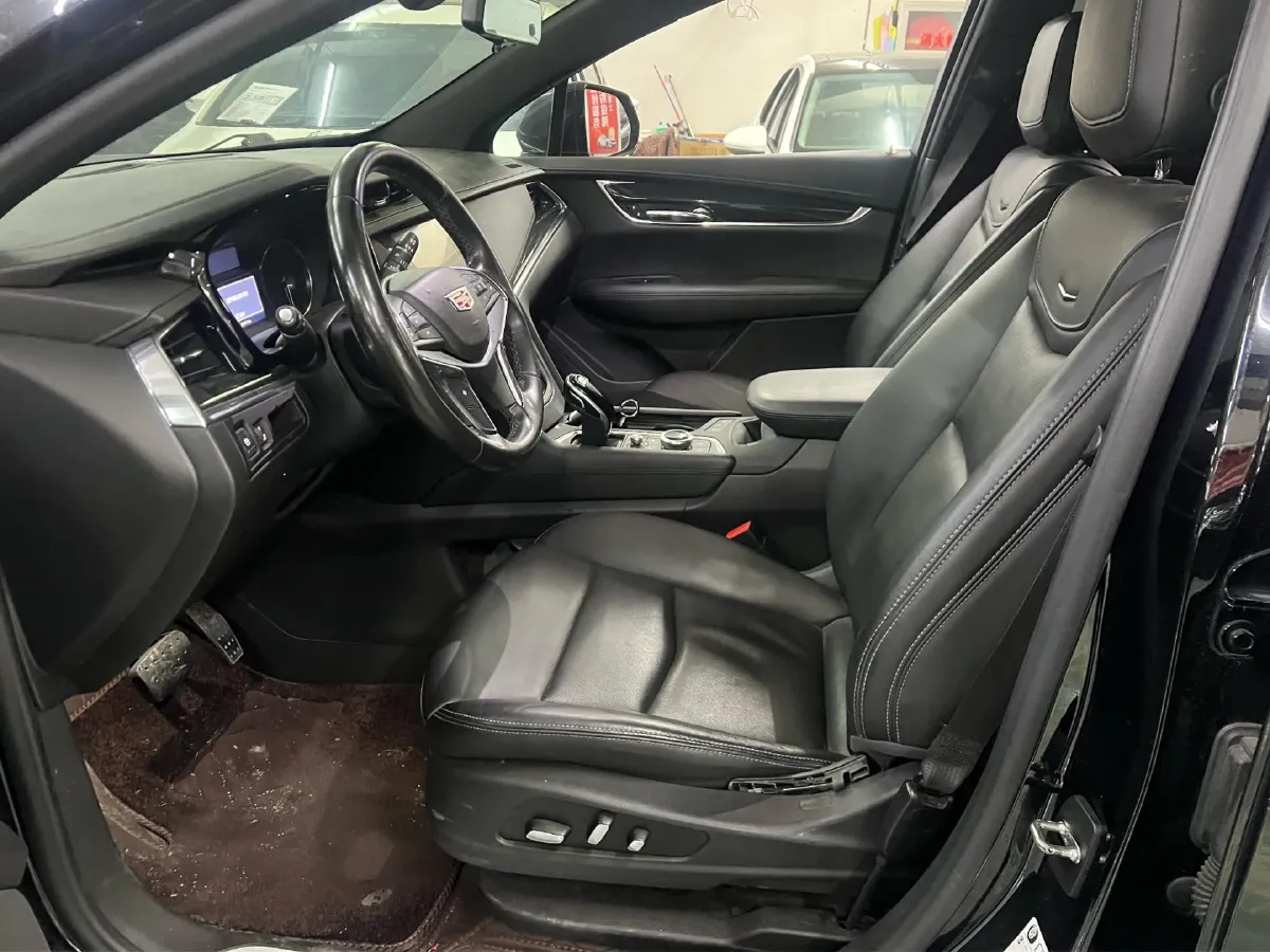 2020 Cadillac XT5 2.0T 237HP L4 9AT,autocango,china used car exporter,china ev exporter,chinese used car exporter,chinese used ev exporter